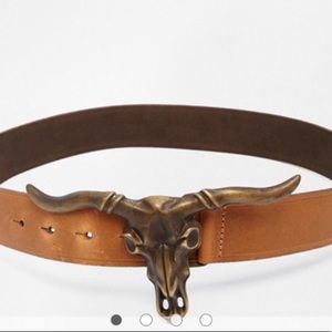 Bull head leather buckle belt in brown